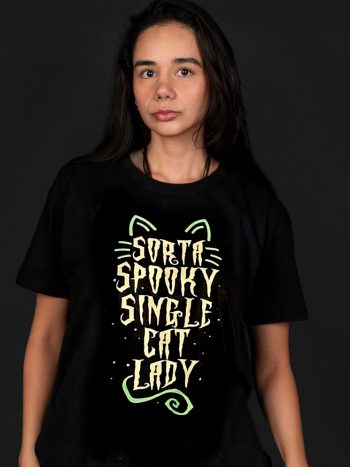 spooky single cat lady t-shirt funny halloween feminist