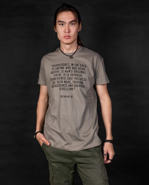 Disobedience - Oscar Wilde T-shirt