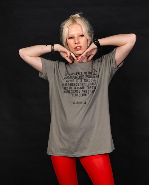 Disobedience - Oscar Wilde T-shirt