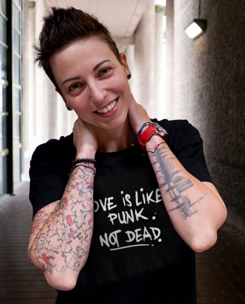 Love Is Like Punk - Not Dead T-shirt