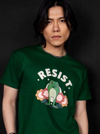 resist ice protest t-shirt with portland frog